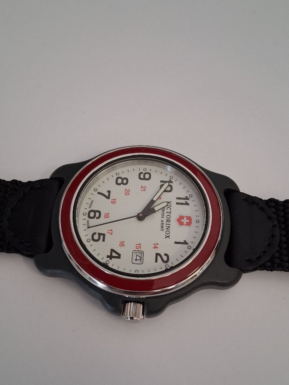 Swiss Army Men`s wrist watch model 249085 from Victorinox Like New - Picture 4 of 8